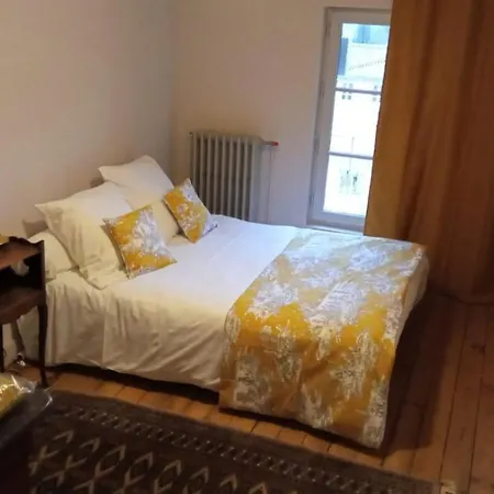 Chambres A Cote Du Theatre Privat bolig *